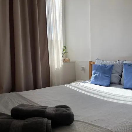 W Centrum Warszawy Ulica Chmielna - 500m Od Dworca Centralnego - By Good Sleeping * Βαρσοβία