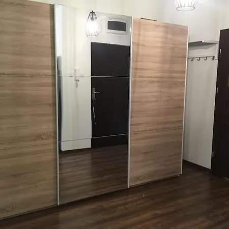 Cichy Apartament, Doskonala Komunikacja, Parking. Warszawa