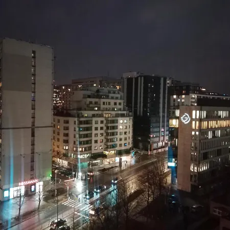 416 Center Free Parking Tamars Варшава
