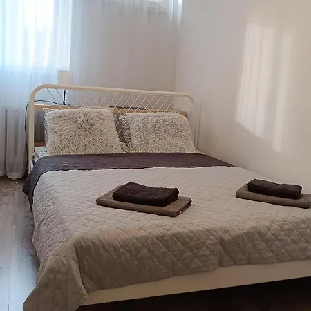 Centrum - Metro Rondo Onz Apartament
