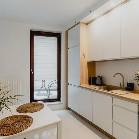 アパート - Great Location-cozy With Balcony - Towarowa