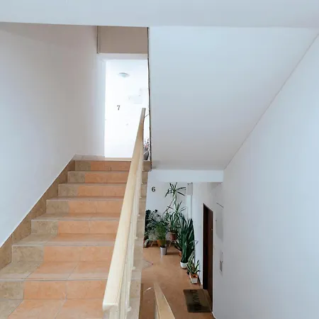 Apartament Pulawska 11 -prywatny 4 Osobowy W Centrum Warszawy - Better