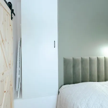 Pulawska 11 -prywatny 4 Osobowy W Centrum Warszawy - Better Apartament Warszawa