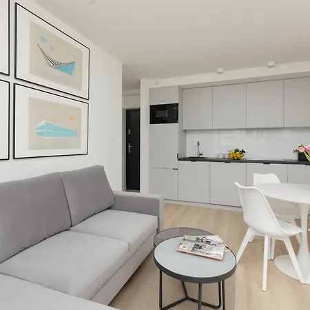 Elegant & Cozy Panska By Renters *