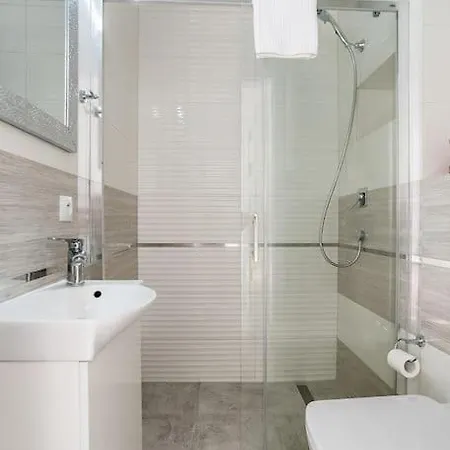 아파트 Cozy Flat Near Metro Szwedzka