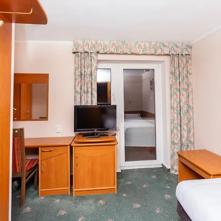 Victory Hotell
