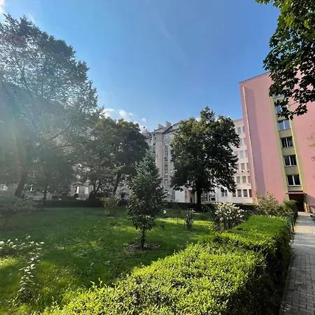 W Centrum Warszawy Ulica Chmielna - 500m Od Dworca Centralnego - By Good Sleeping Διαμέρισμα *