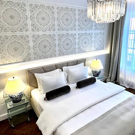 Mondrian Luxury & Old Town Appart hôtel *