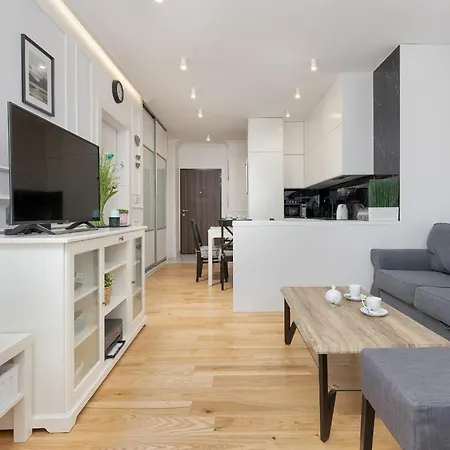 Metro Plocka Exquisite By Renters Варшава