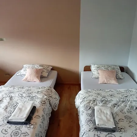 Guest house Pokoje Targowek Warsaw