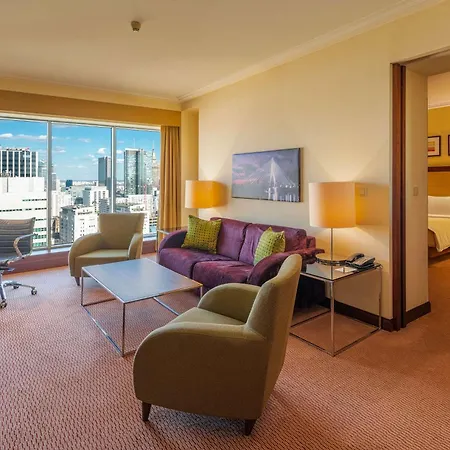 ホテル Hilton 4*