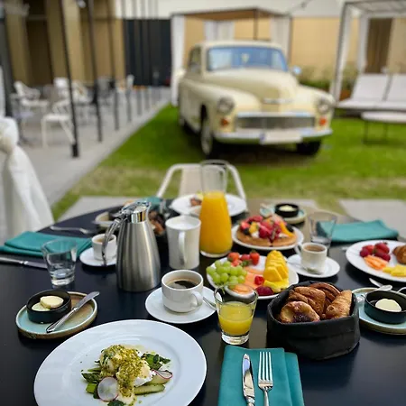 Royal Tulip Centre Apartmanhotel Varsó