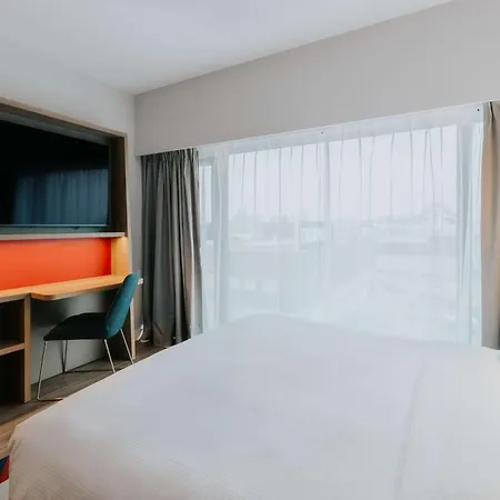 Ξενοδοχείο Hampton By Hilton Reduta