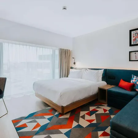 Ξενοδοχείο Hampton By Hilton Reduta