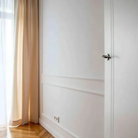 Wyzwolenia , Lazienki Park & Zbawiciela Sq. 2' Apartament Warszawa