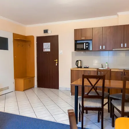 Hit Apartmanhotel 2*