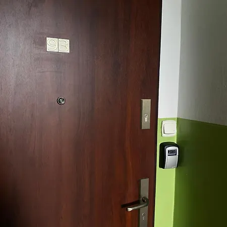Found Space Metro Pole Mokotowskie 5 Min From Centrum Apartament