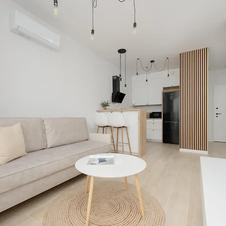 Apartamento Stylish With Parking By Renters Varsóvia