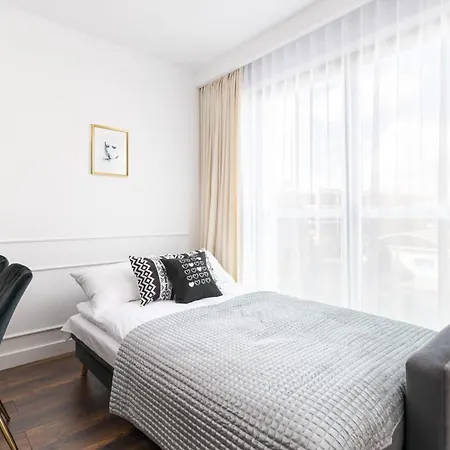 Appartamento Elegant Next To The Metro Station By Rent Like