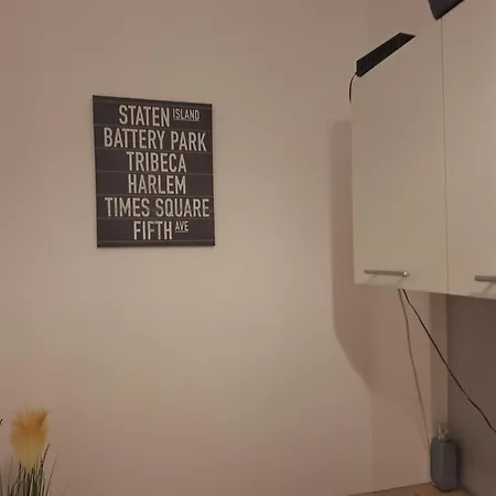Apartment Regem Aleja Solidarnosci Warsaw