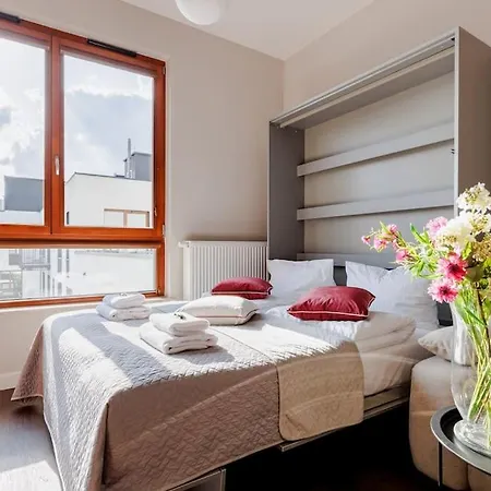 Bright In Mokotow Business Center Διαμέρισμα *