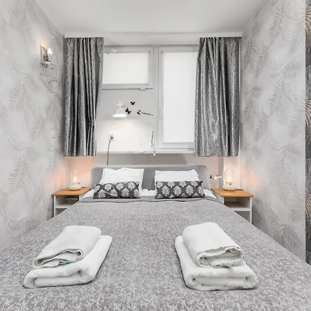 Super Centrum Pereca 2 By Homeprime Warsaw