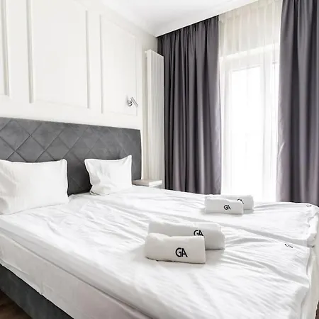 דירה Chic & Luxury By Mennica ורשה