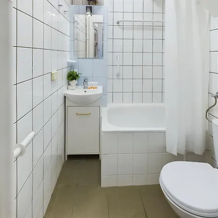 Cozy Bednarska In Near Old Town By Renters * ורשה