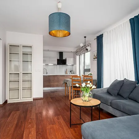 Gorczewska 181 Free Garage By Perfect * Warschau