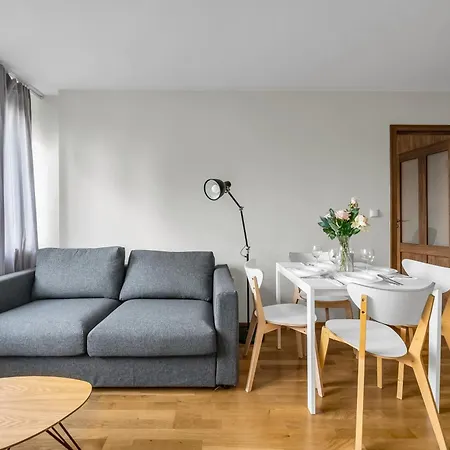 Διαμέρισμα Kozmiana - Workspace, Bus&park Nearby - By Rentujemy