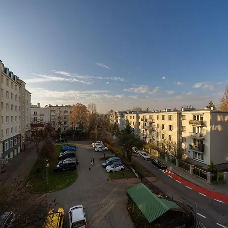 Διαμέρισμα Kozmiana - Workspace, Bus&park Nearby - By Rentujemy *