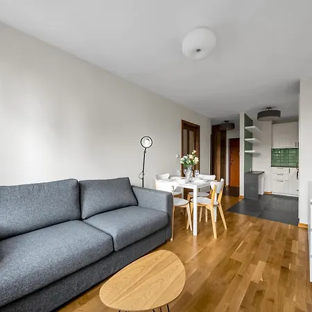 Kozmiana - Workspace, Bus&park Nearby - By Rentujemy * Βαρσοβία