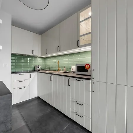 Διαμέρισμα Kozmiana - Workspace, Bus&park Nearby - By Rentujemy Βαρσοβία