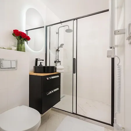 Pulawska Mokotow 2-bedroom & Living Room, Balcony & Free Parking On Site Appartamento *