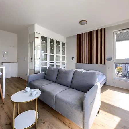 Apartament House Living *