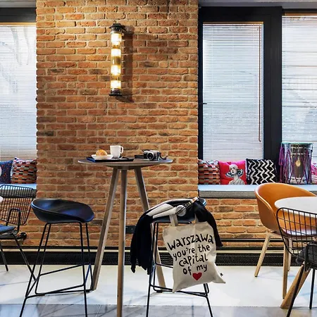 Moxy Praga Hotel