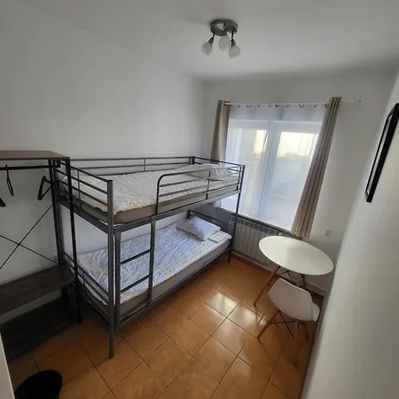Rooms4rest Popularna - Private For Tourists - Atr Consulting Sp, Z O,o, 住宿加早餐酒店 华沙