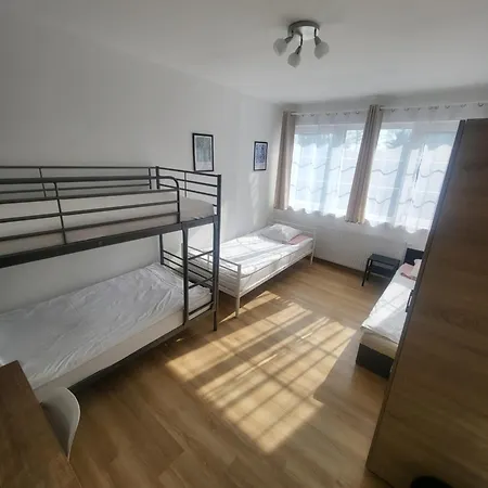 住宿加早餐酒店 Rooms4rest Popularna - Private For Tourists - Atr Consulting Sp, Z O,o,