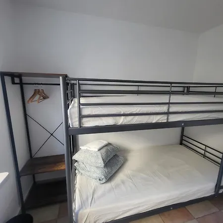 Rooms4rest Popularna - Private For Tourists - Atr Consulting Sp, Z O,o, 住宿加早餐酒店 华沙