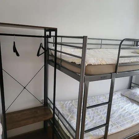 住宿加早餐酒店 Rooms4rest Popularna - Private For Tourists - Atr Consulting Sp, Z O,o,