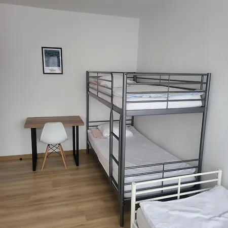 Rooms4rest Popularna - Private For Tourists - Atr Consulting Sp, Z O,o, 住宿加早餐酒店