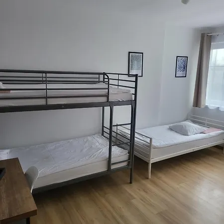Rooms4rest Popularna - Private For Tourists - Atr Consulting Sp, Z O,o, 住宿加早餐酒店 *