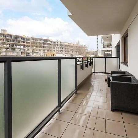 Sakura Deluxe Aparment *