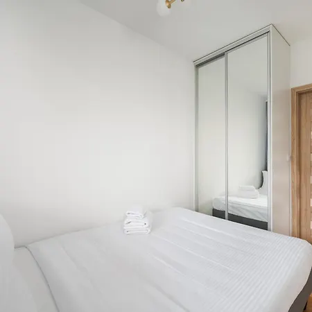 Apartment Sakura Deluxe Aparment Warsaw