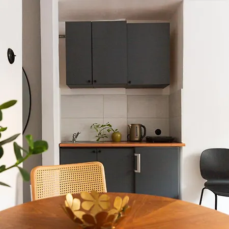 Apartament Urban Grey Essence *