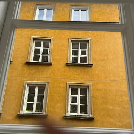 Apartment In Old