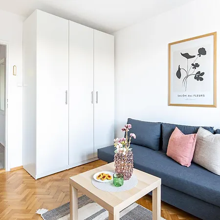 Superapart Bruna 69 Warsaw