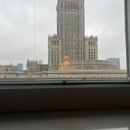 Stylish Apt, Palace View Varsovia