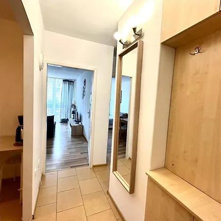 Appartement Ohmyhome - Park Mirowski *