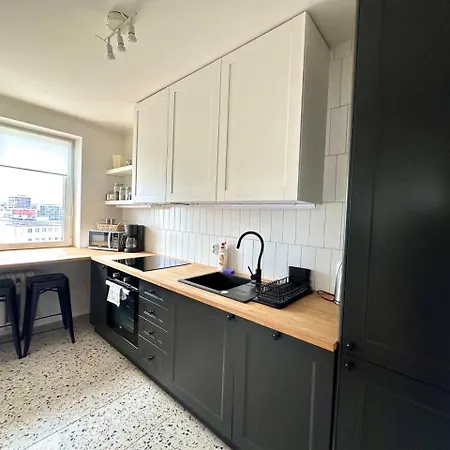 Apartament Ohmyhome - Platynowa Warszawa